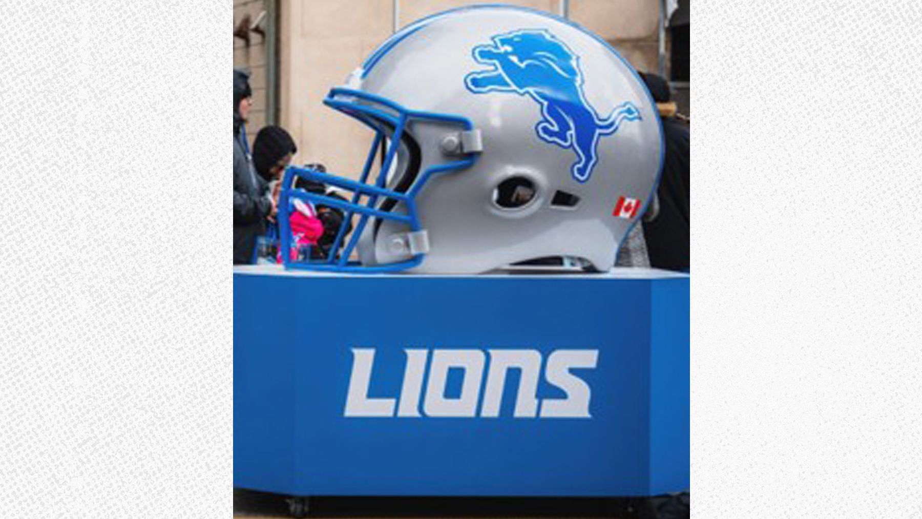 Giant Helmet Photo-Op
