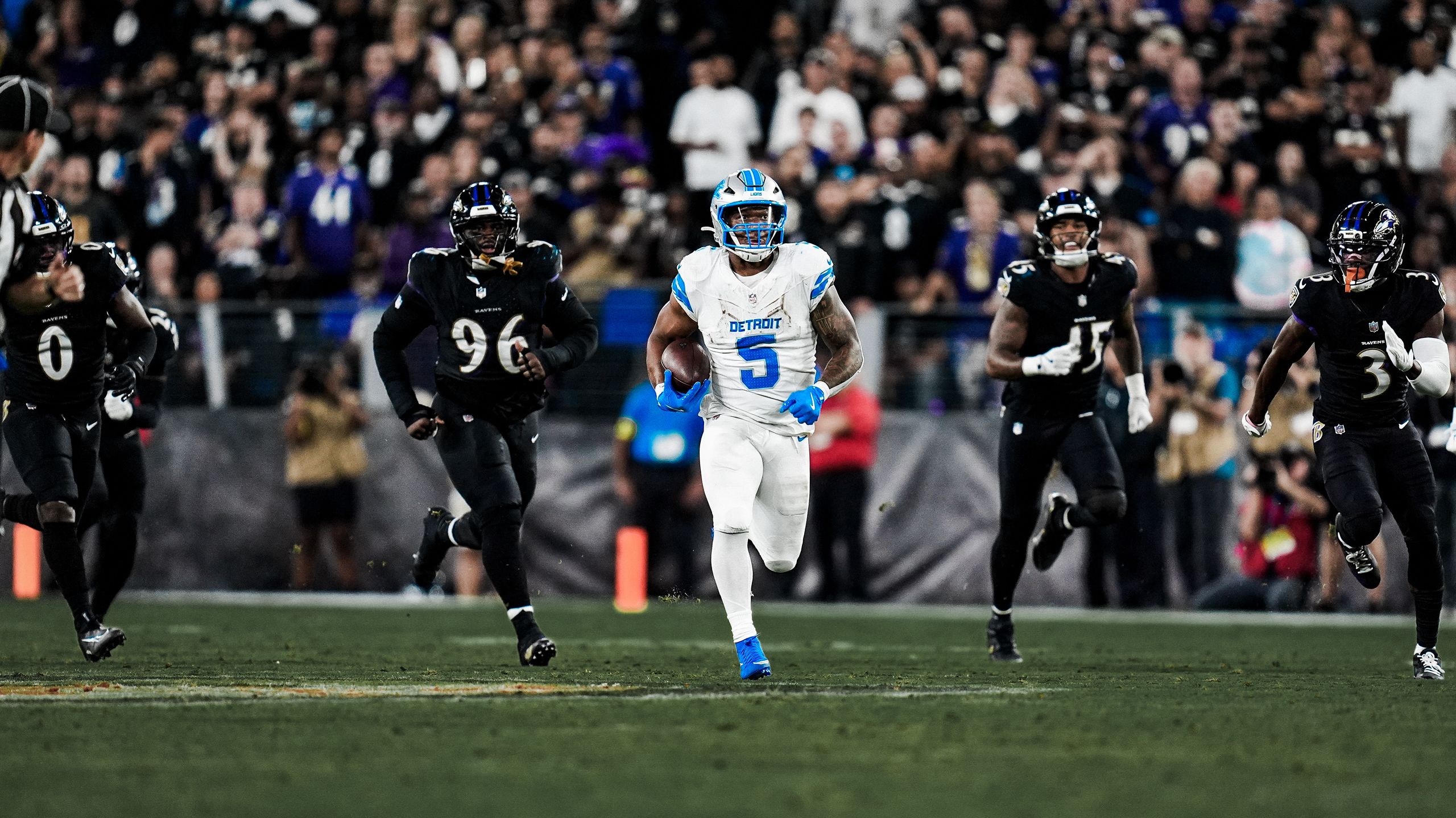 2025 Suiteholder Holiday Auction - WEB IMAGES 10