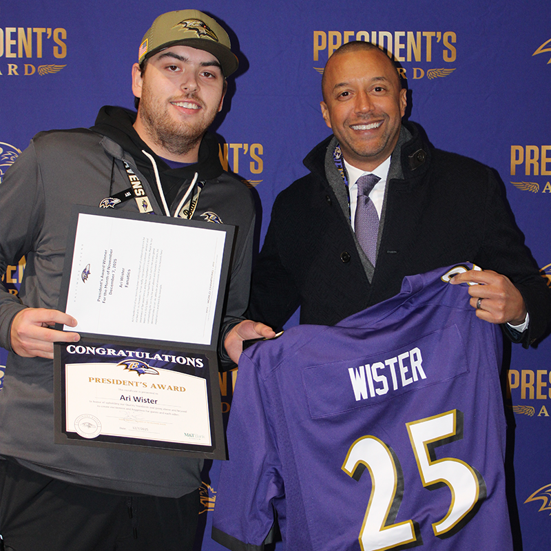 Fanatics - Ari Wister