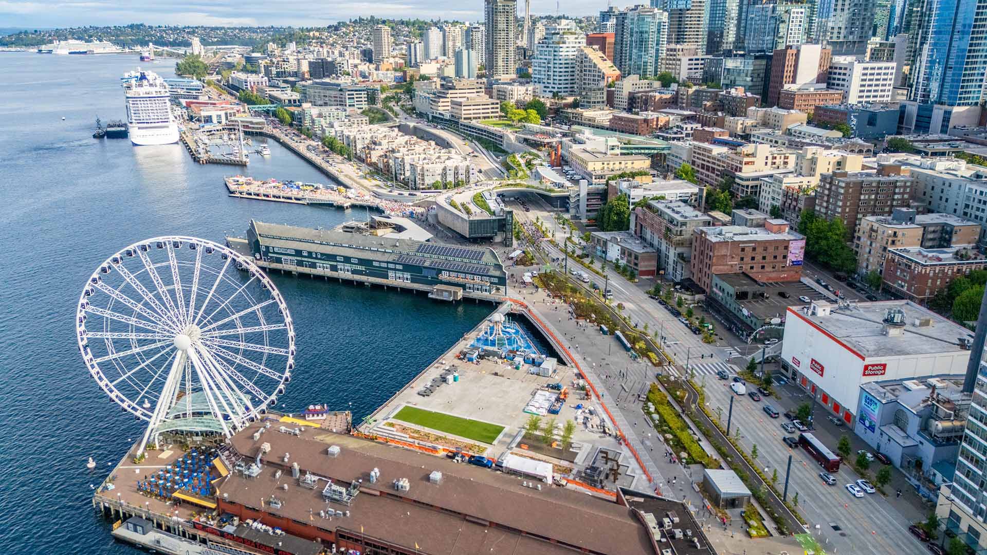 Seahawks Party at the Pier