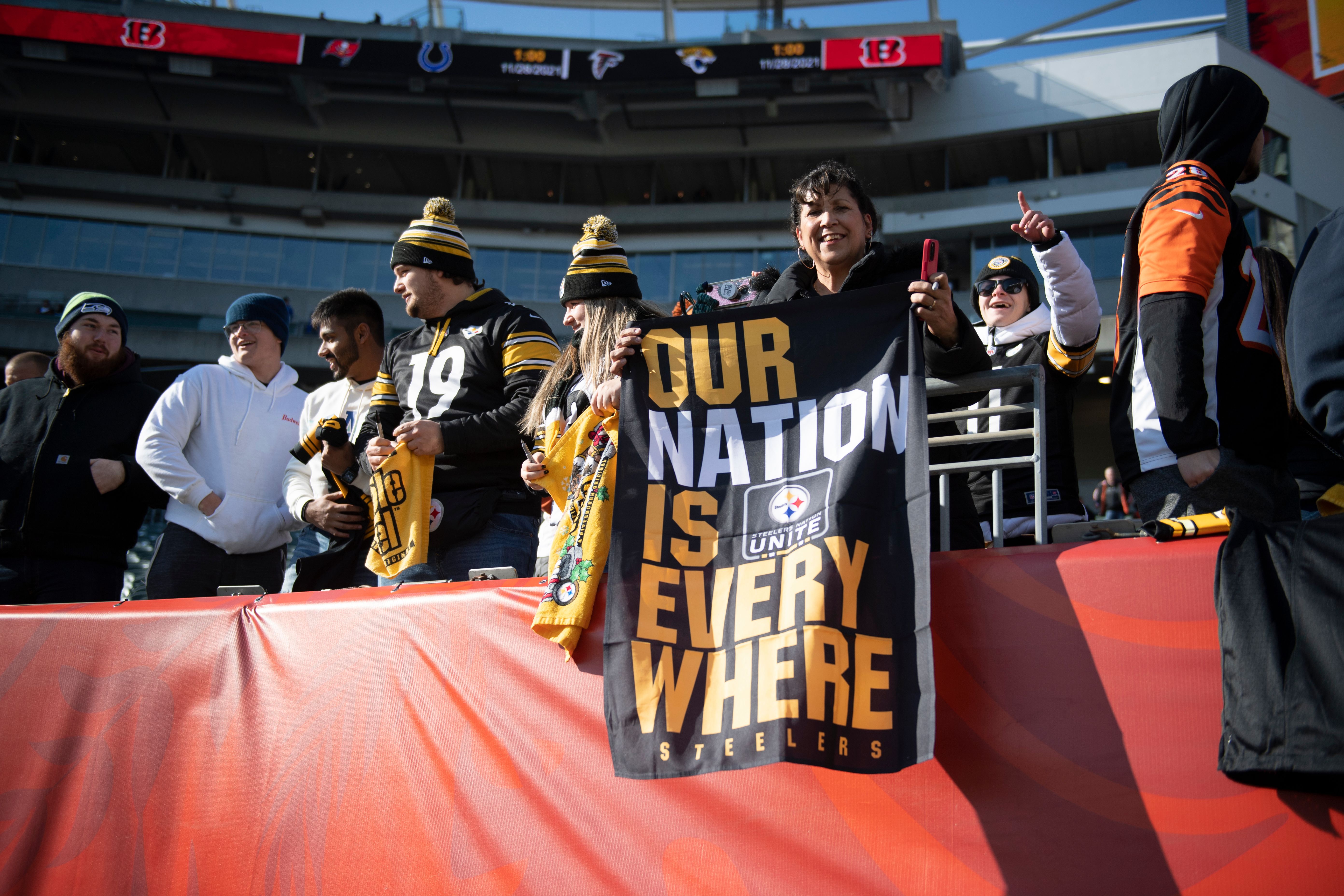 Fans during a regular season game between the Pittsburgh Steelers and the Cincinnati Bengals, Sunday, Nov. 28, 2021 in Cincinnati, OH. The Steelers lost to the Bengals 41-10. (Caitlyn Epes / Pittsburgh Steelers)