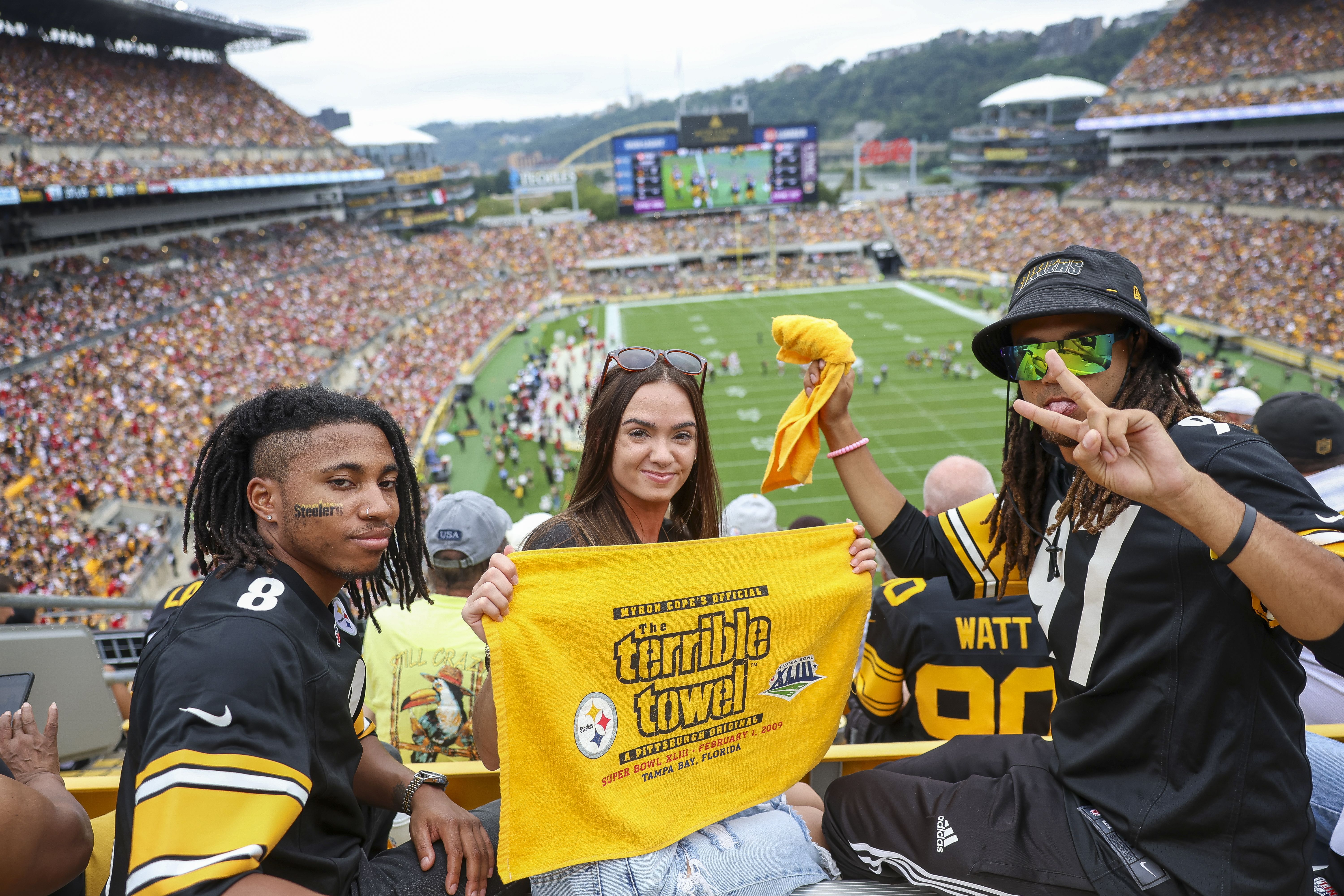 Fans during a regular season game between the Pittsburgh Steelers and the San Francisco 49ers, Sunday, Sept. 10, 2023 in Pittsburgh, PA. The 49ers beat the Steelers 30-7. (\082021001581#1\ / Pittsburgh Steelers)