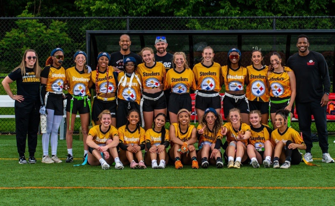 Girls Flag Big 33 Team