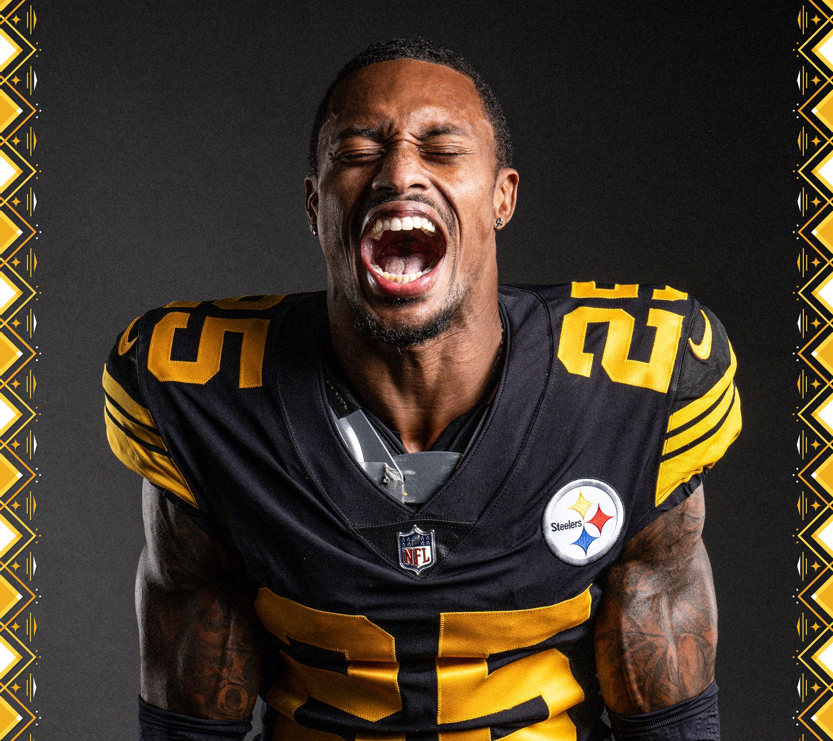 Legends_01_Deshon_Elliott