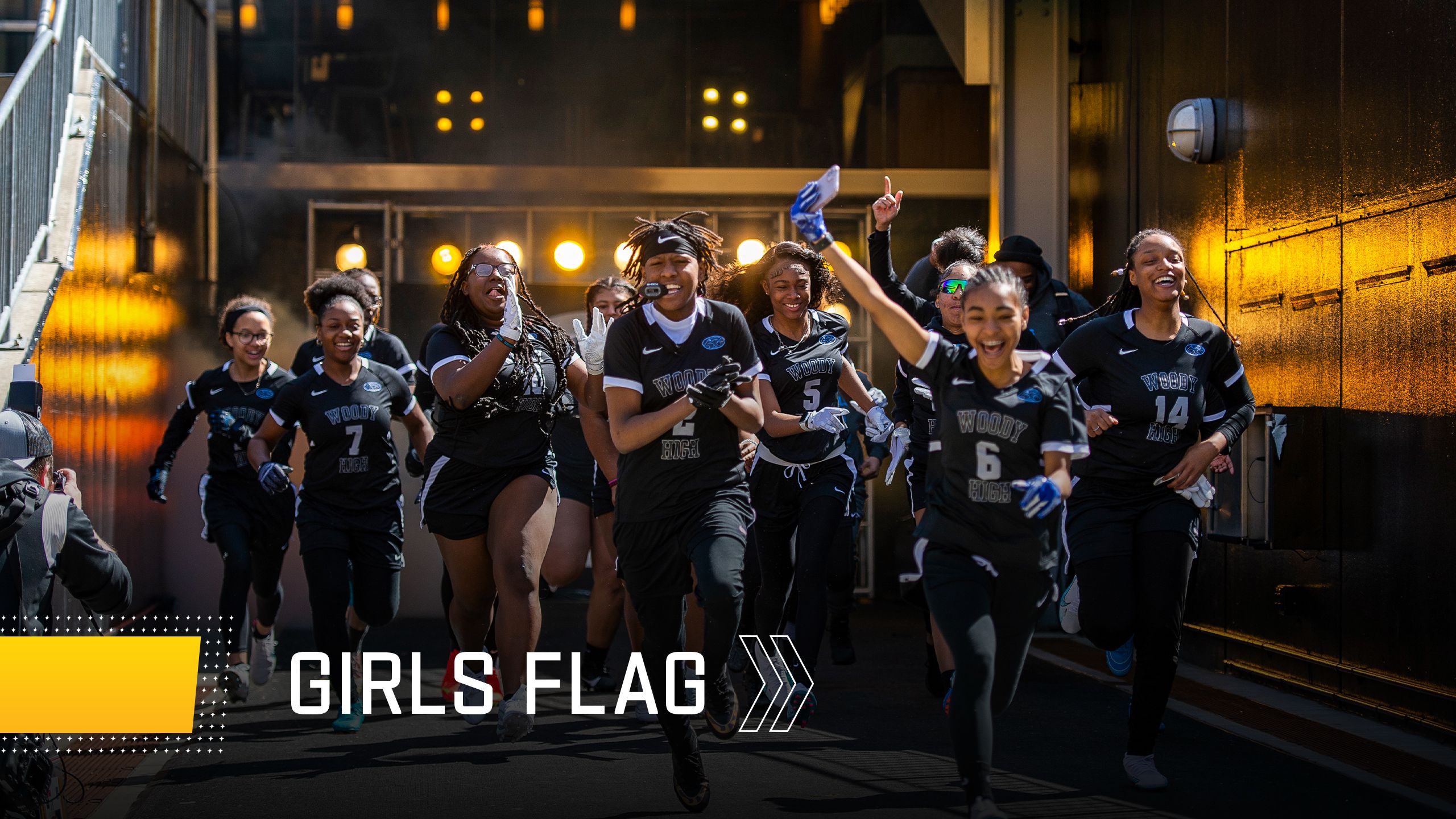 25_Event_Box_Module_Girls_Flag_2