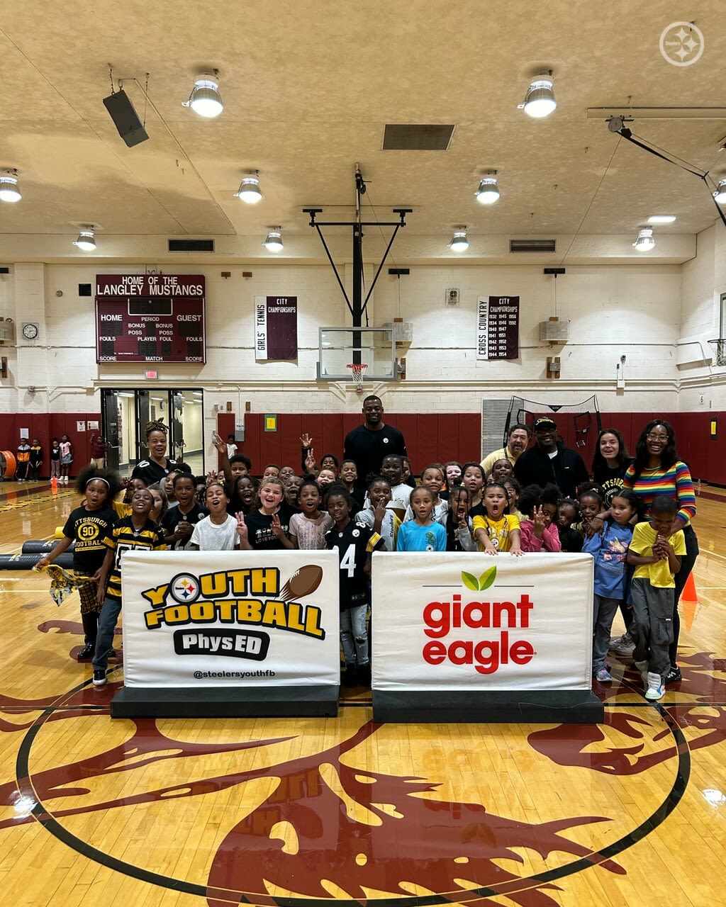 large-GYRoKsDXwAAeTG5