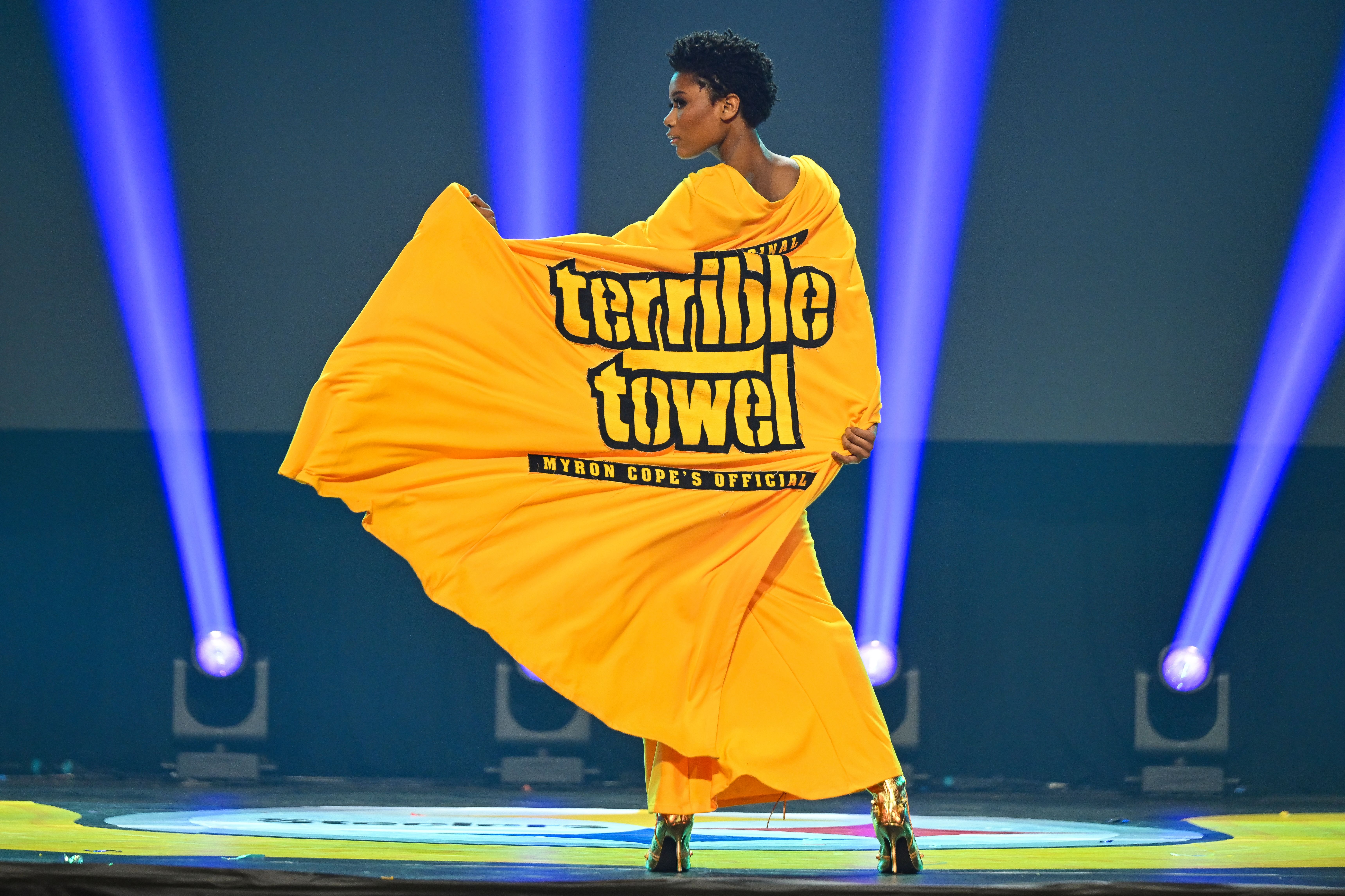 Steelers Style benefiting UPMC Sports Medicine Concussion Program, Cancer Bridges, and the Chuck Noll Foundation, Friday, Oct. 10, 2025 in Pittsburgh, PA. (Karl Roser / Pittsburgh Steelers)