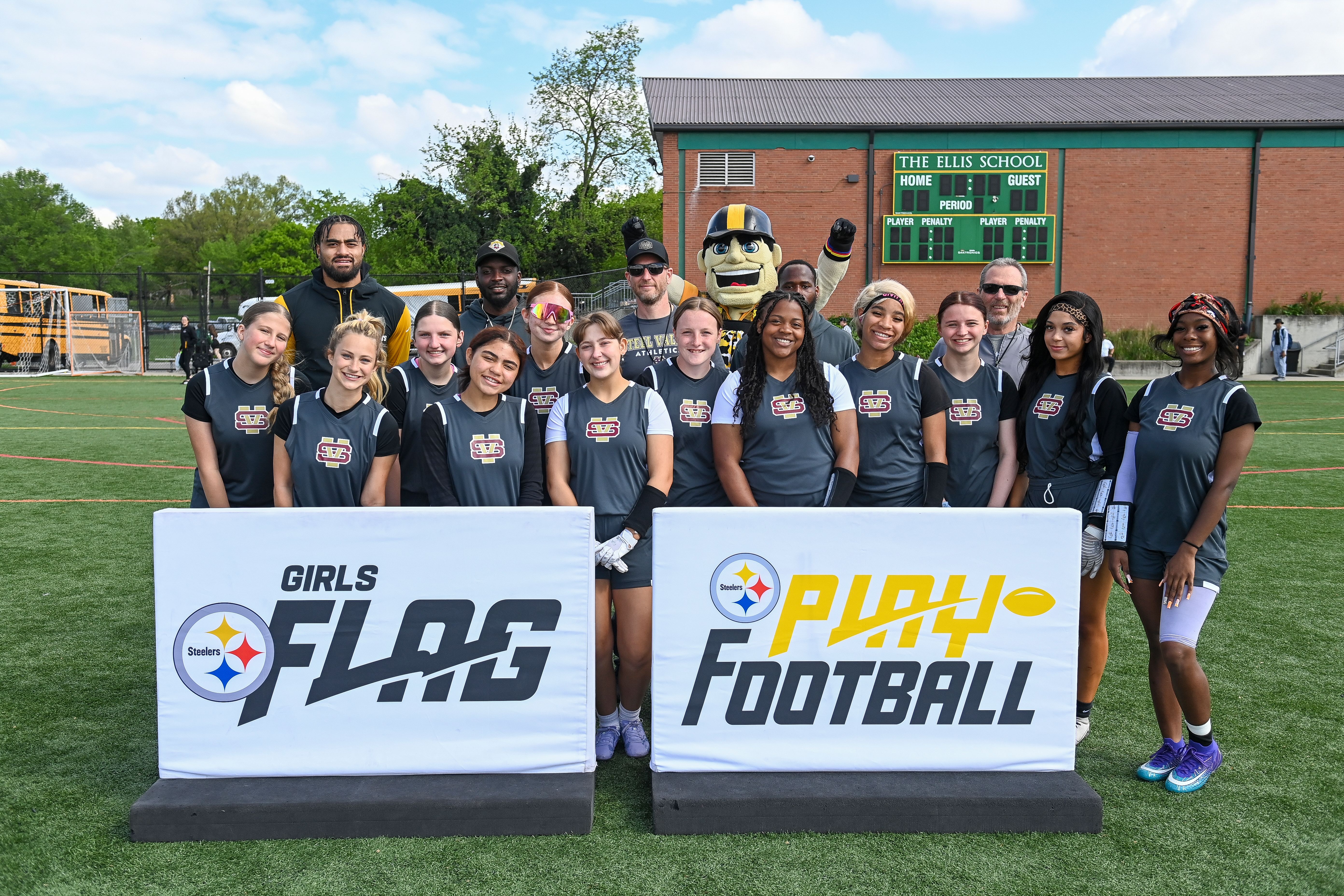 Week 5 of the Steelers’ Girls High School Flag Football season on Sunday, May 4, 2025 at The Ellis School. (Brad Oskowski / Pittsburgh Steelers)