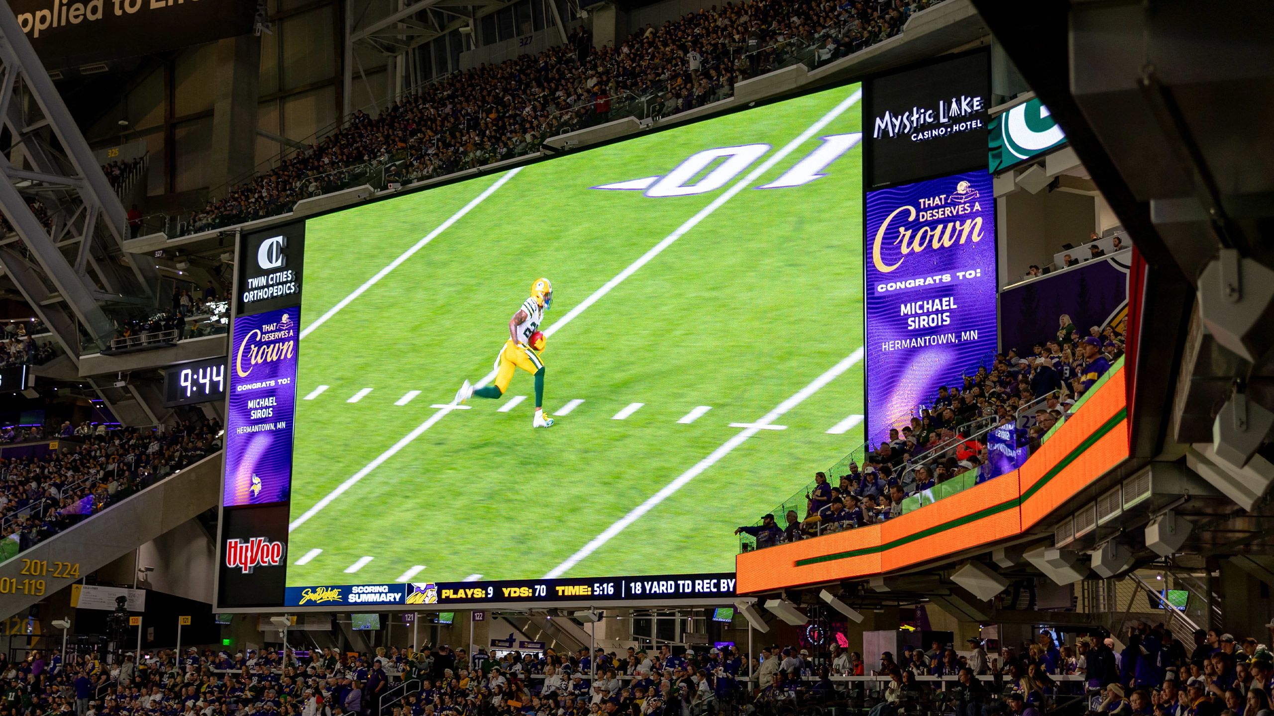 East Videoboard Vertical LED