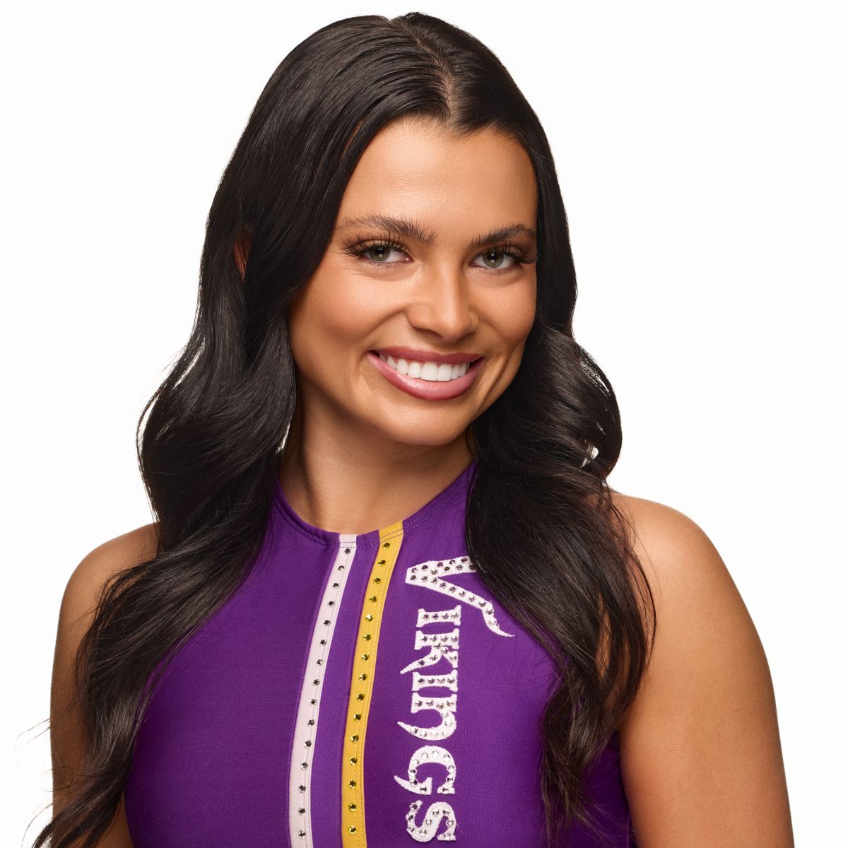 Morgan_Quinn_MVC_Audition_Finalist_Headshot_03-30-2025_0509_1200x1200