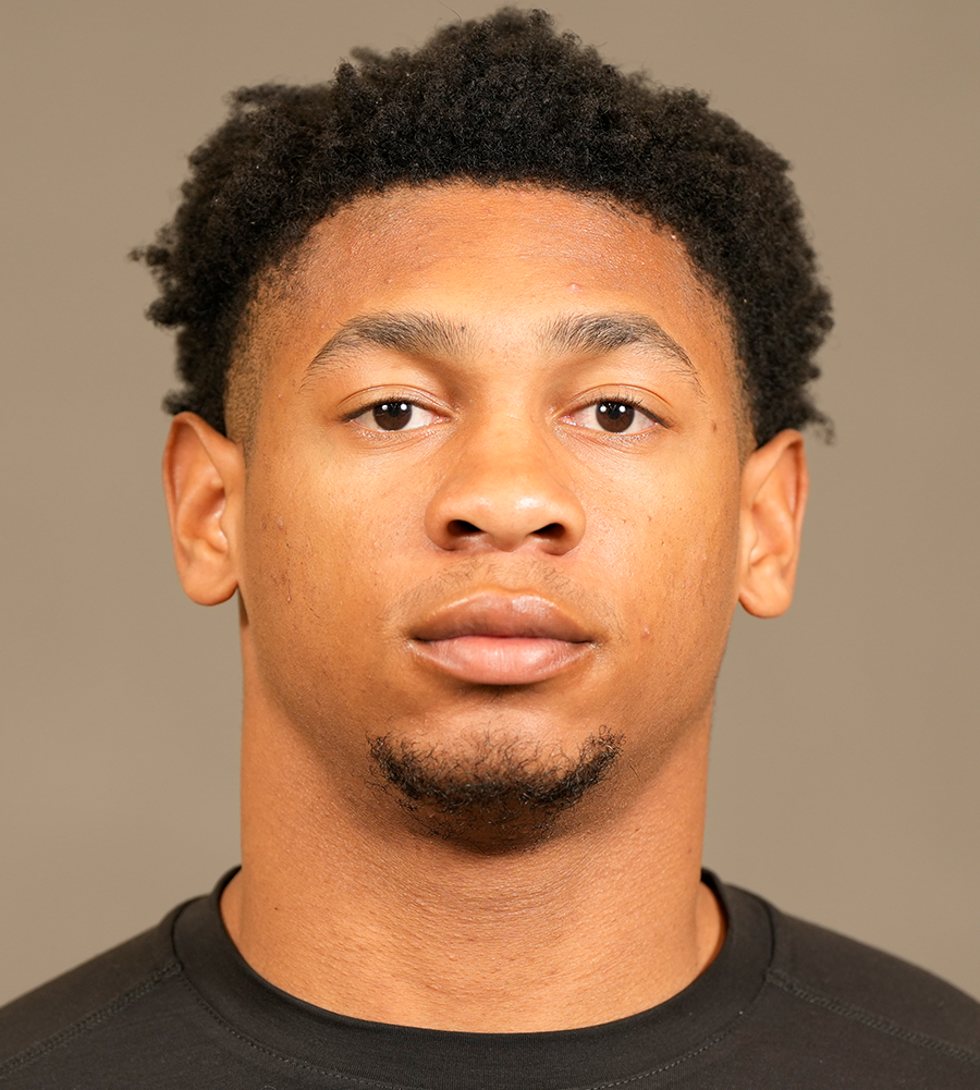 combine-headshot-_0004_db_64_Taylor-Demerson_Dadrion_1093