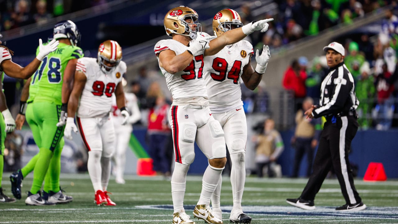 Victoria de Oro Para los 49ers en el Día de Acción de Gracias