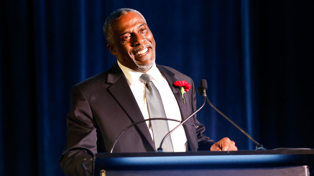 John Taylor, former San Francisco 49ers player, inducted into Bay Area Sports Hall of Fame