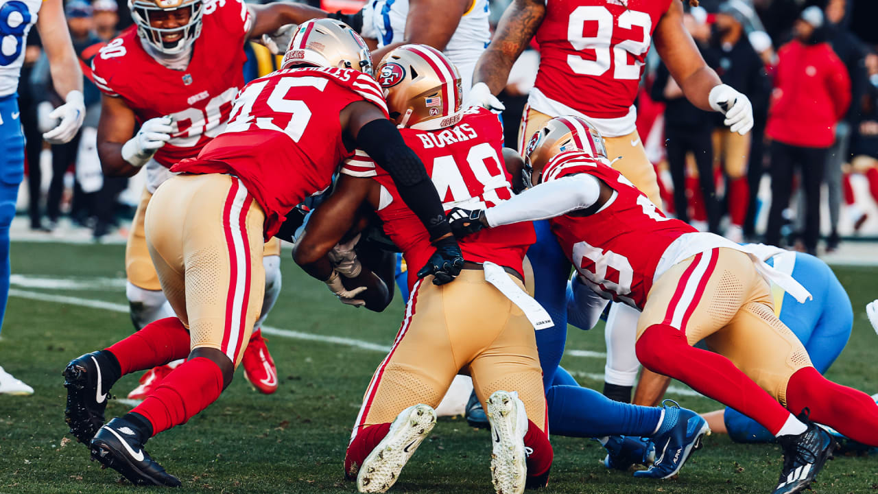 Los 49ers Cierran la Temporada Regular con Derrota Frente a los Rams