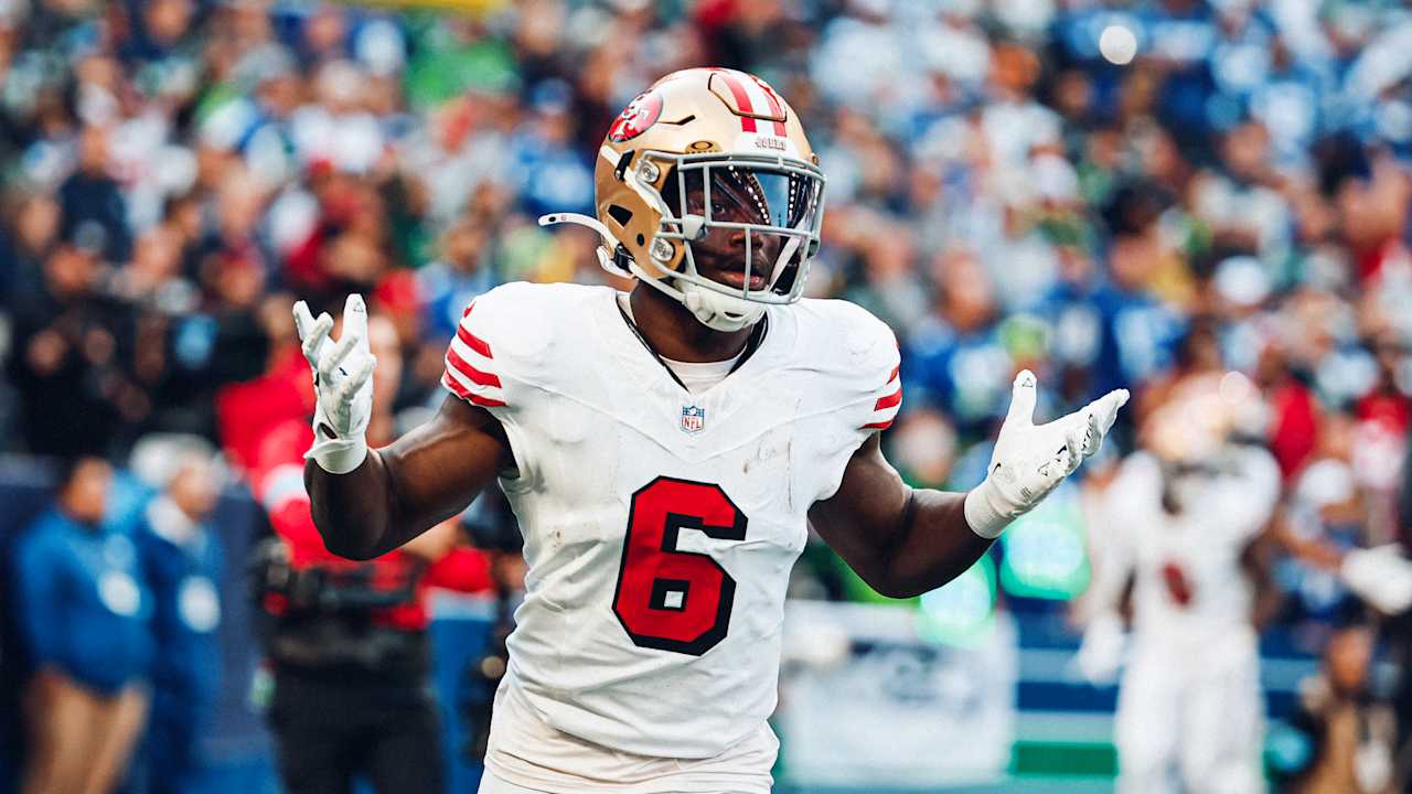 Malik Mustapha Se Estrena Con Una Increíble Intercepción