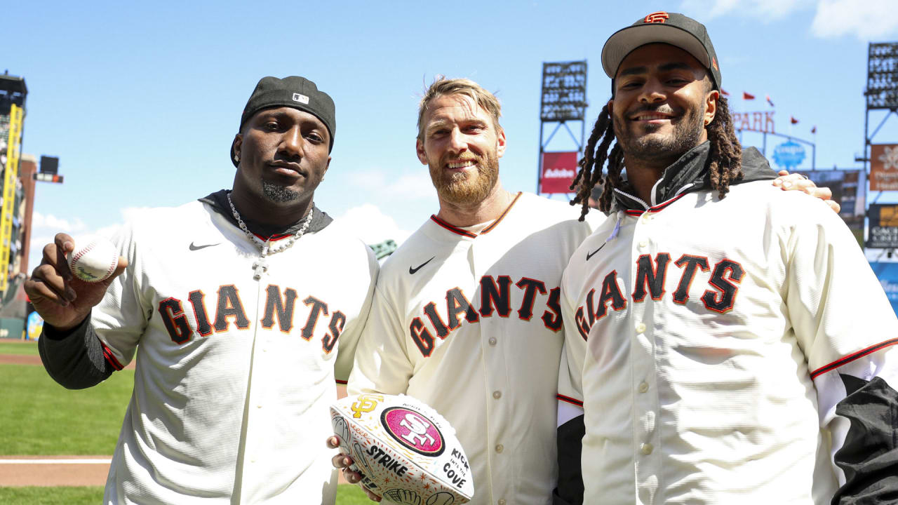 49ers Throw First Pitch at SF Giants Game