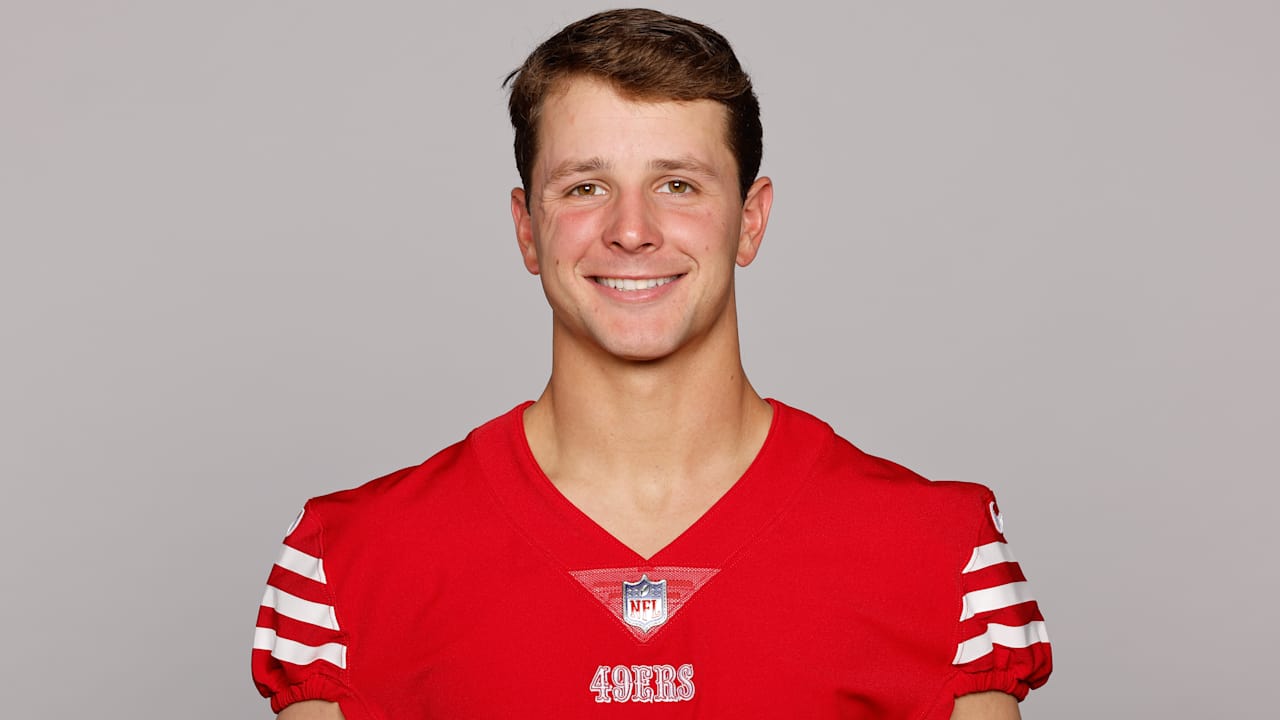 BREAKING NEWS: San Francisco 49ers’ Brock Purdy accidentally discovered a little black girl sleeping at the laundromat every night. When he discovered the reason, Brock Purdy burst into tears!. G