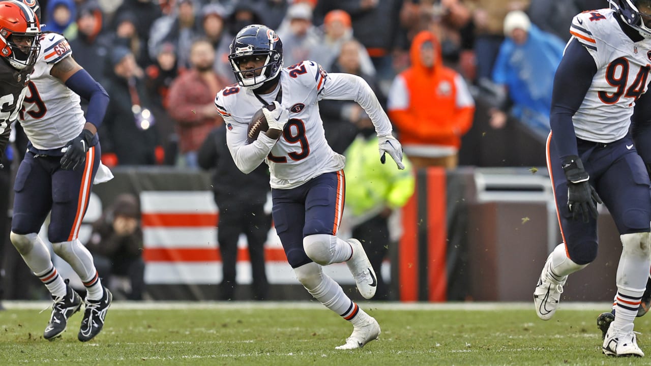 Chicago Bears Rookie Tyrique Stevenson Makes Sensational Diving ...