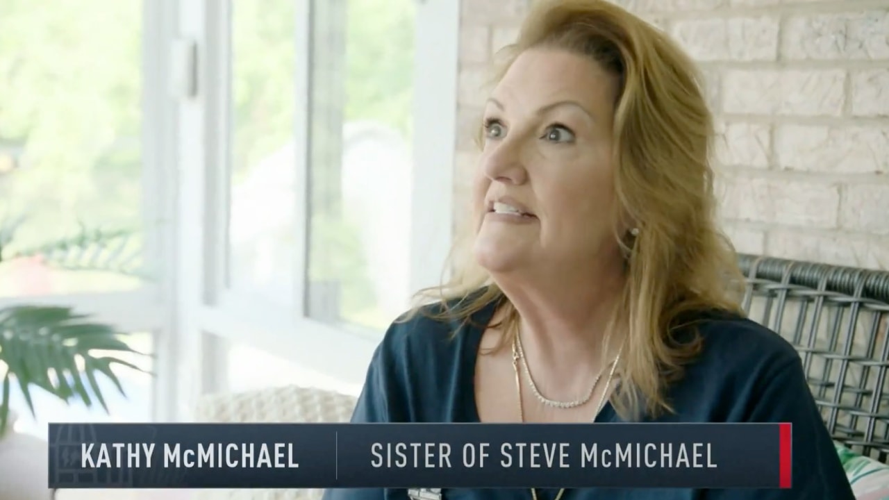 Steve McMichael's sister, Kathy, reads Mongo's HOF speech