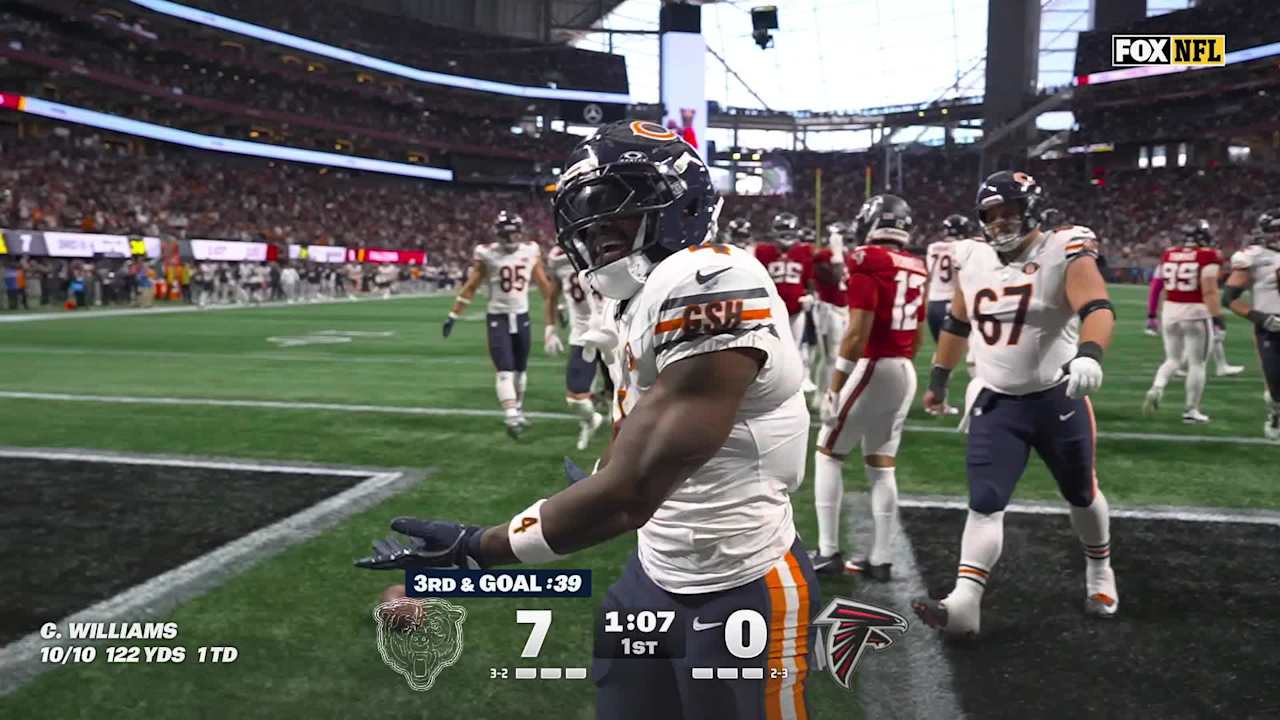 HIGHLIGHT: D'Andre Swift's fifth TD run of 2026 extends Bears' lead