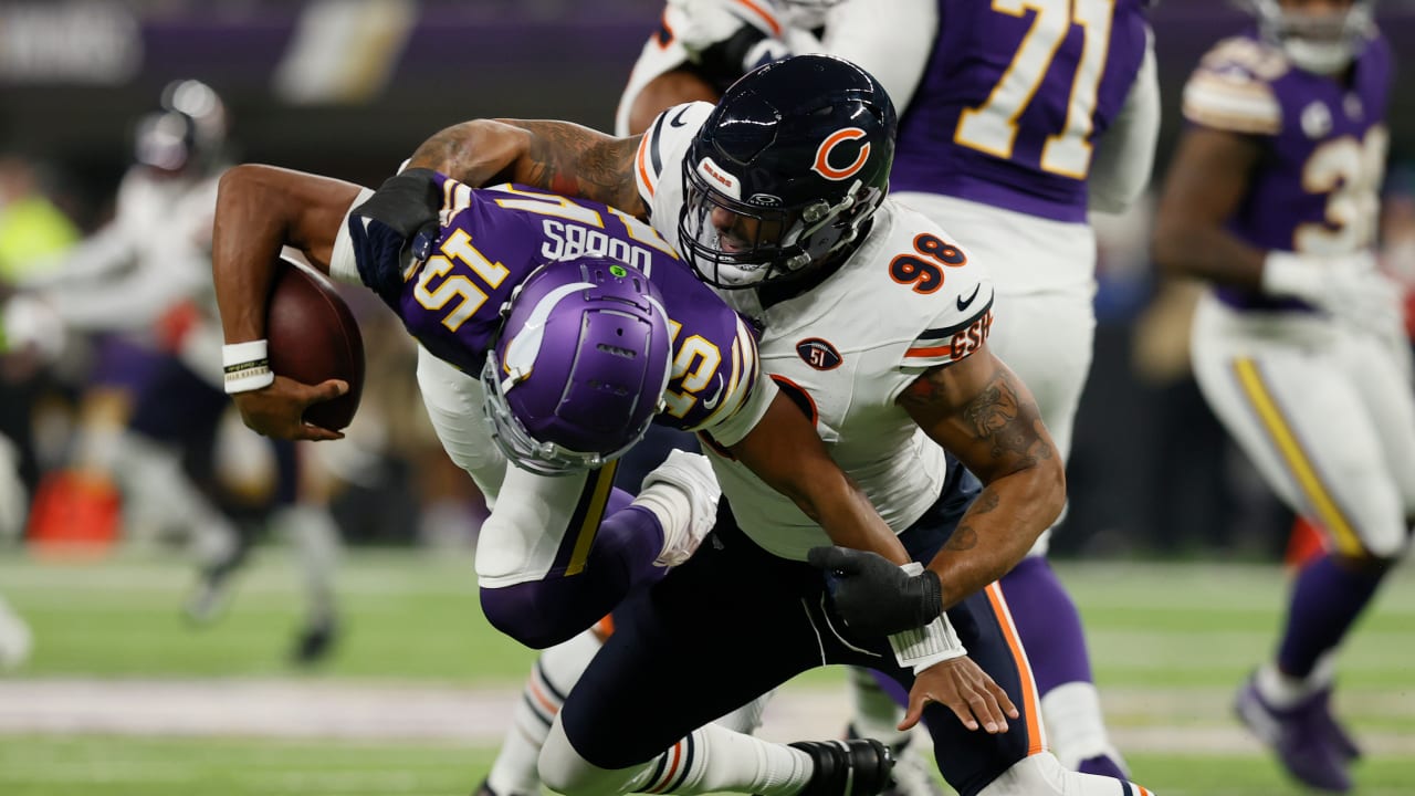 HIGHLIGHT Montez Sweat takes down Dobbs for second sack as a Bear