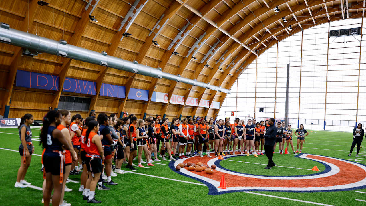 Bears to host first-ever collegiate women’s flag football game for state of Illinois 