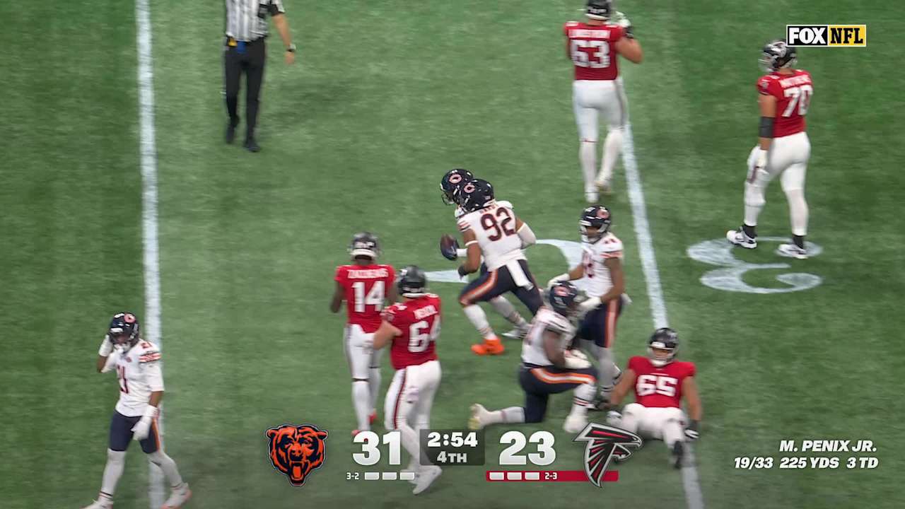 HIGHLIGHT: Kyler Gordon's third sack of game forces turnover