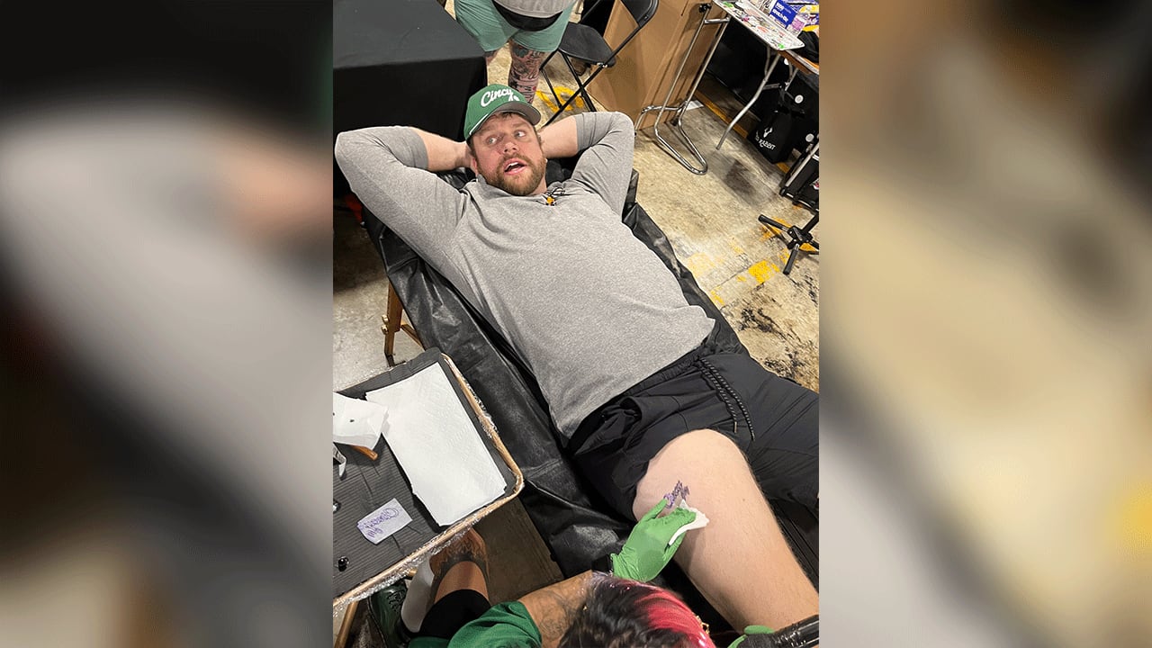 Ted Karras, Joe Burrow, And Who Dey Nation Team For A Hat Tattoo From The  Heart, image size:1280x720