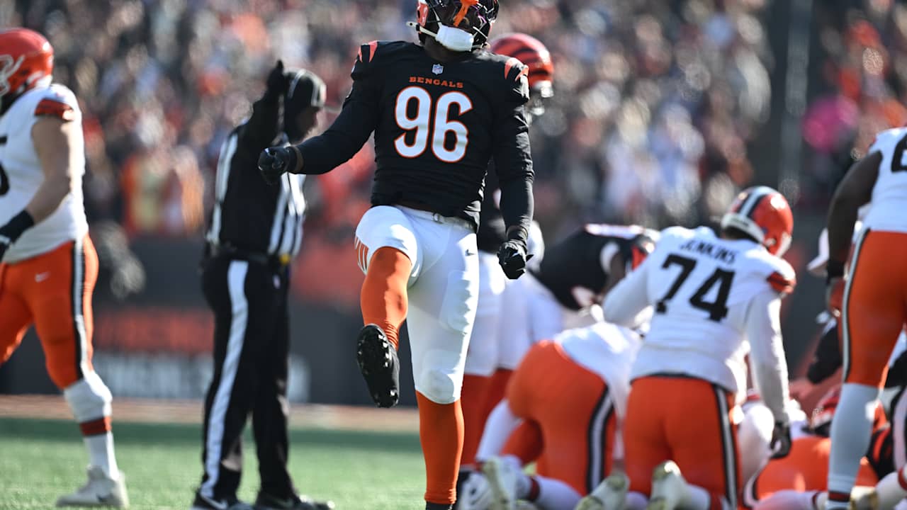 Cameron Sample's strip-sack on Shedeur Sanders sets up Bengals with ...