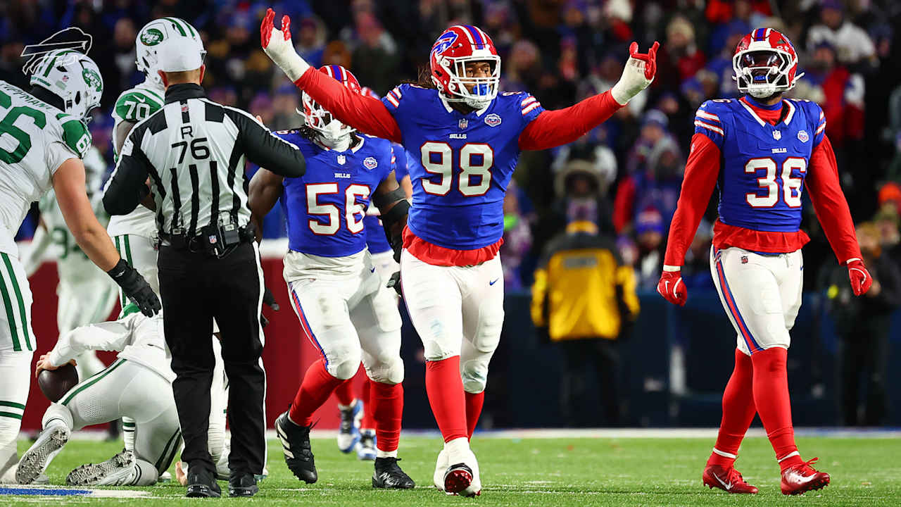 T.J. Sanders gets his first career sack! | Bills vs. Jets Highlights