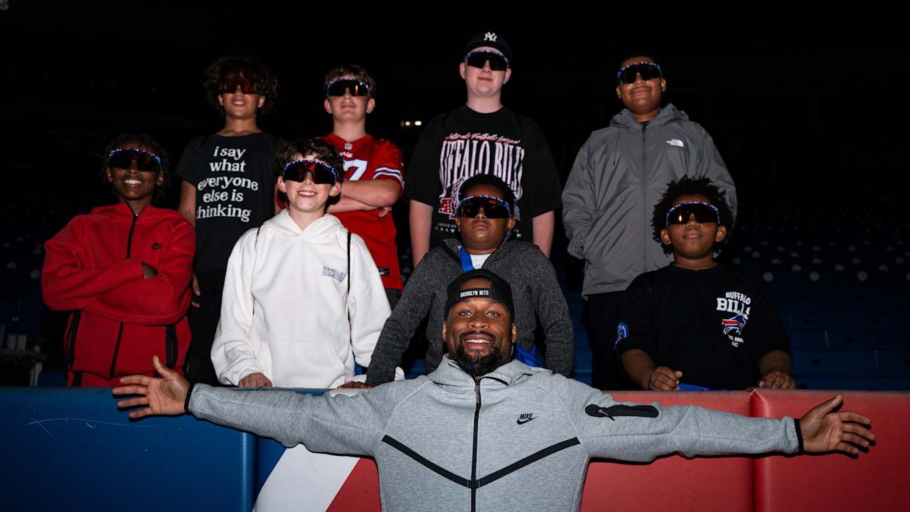 How adversity drives Bills running back Ray Davis shine on the field ...