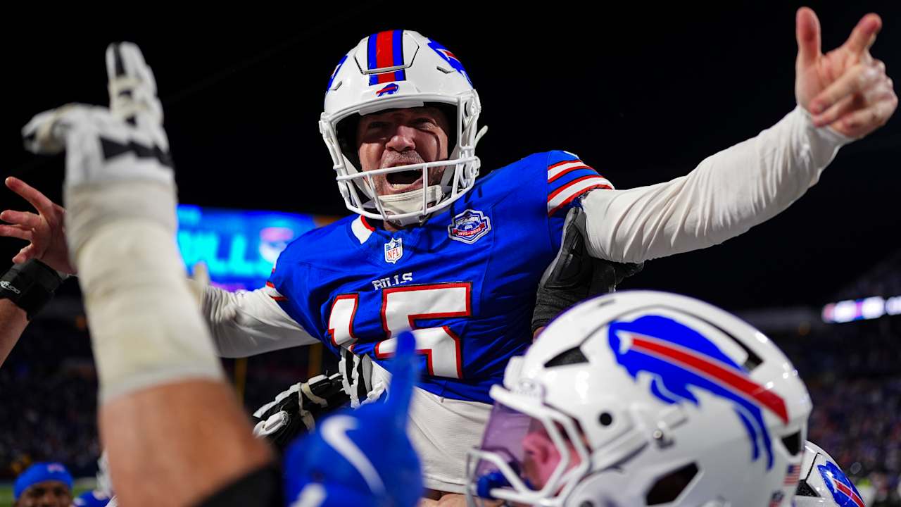 Bills Clinch | Top Photo from each of Buffalo's 11 Wins