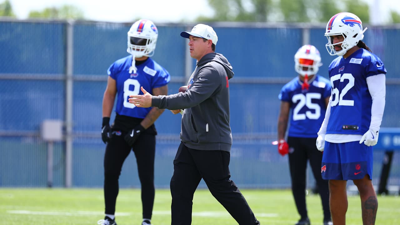 Bills OTAs | Jim Leonhard defines his defensive terminology, Year 2 players aim to take a jump