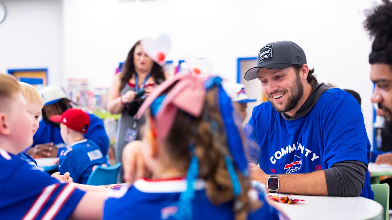 'It's always a good thing' | Bills take part in third annual full team community takeover