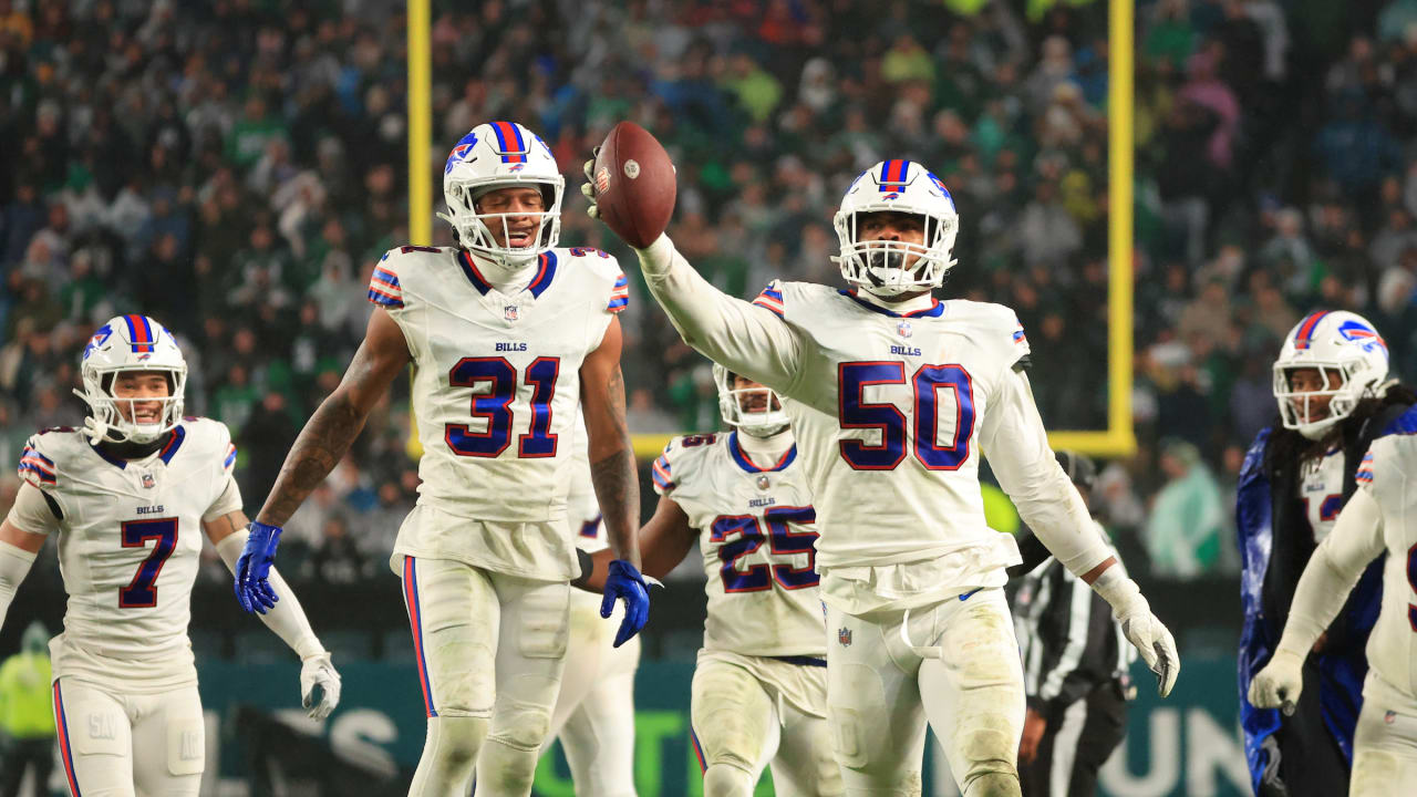 Greg Rousseau recovers a Jalen Hurts fumble | Bills at Eagles