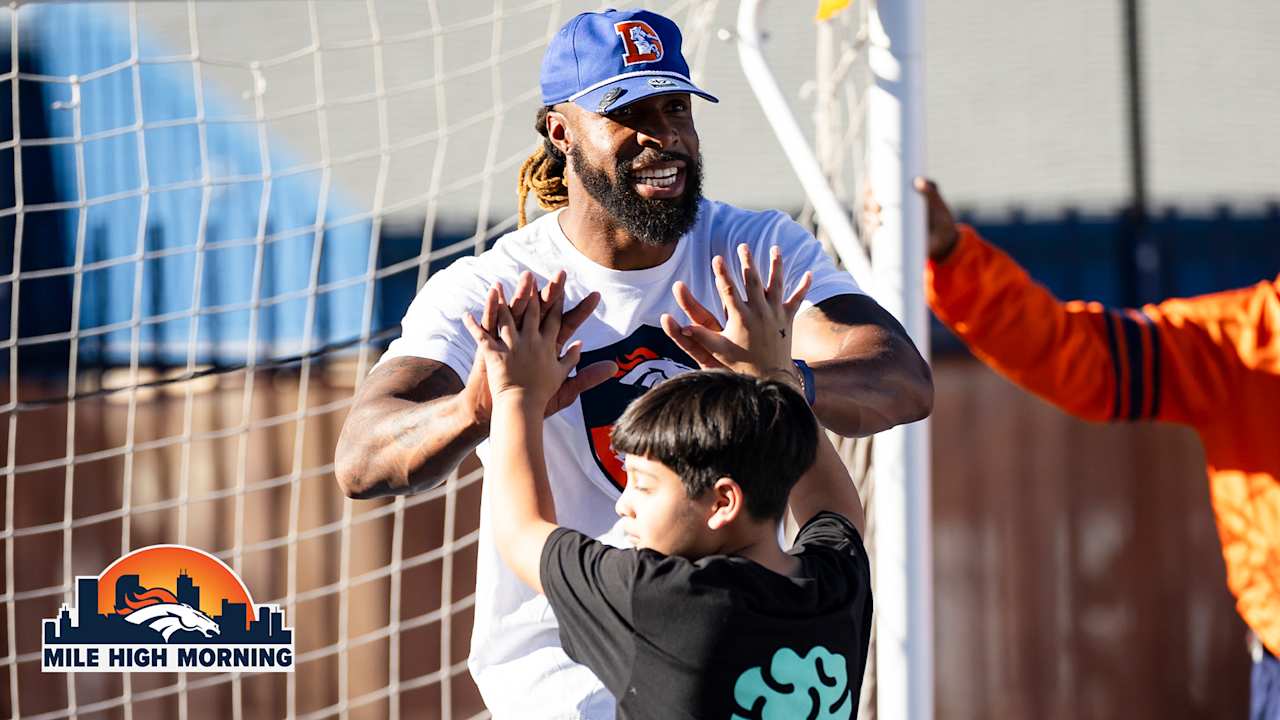 Mile High Morning: Broncos alumni honor late Demaryius Thomas with '88 Day' volunteer event at Denver Broncos Boys & Girls Club