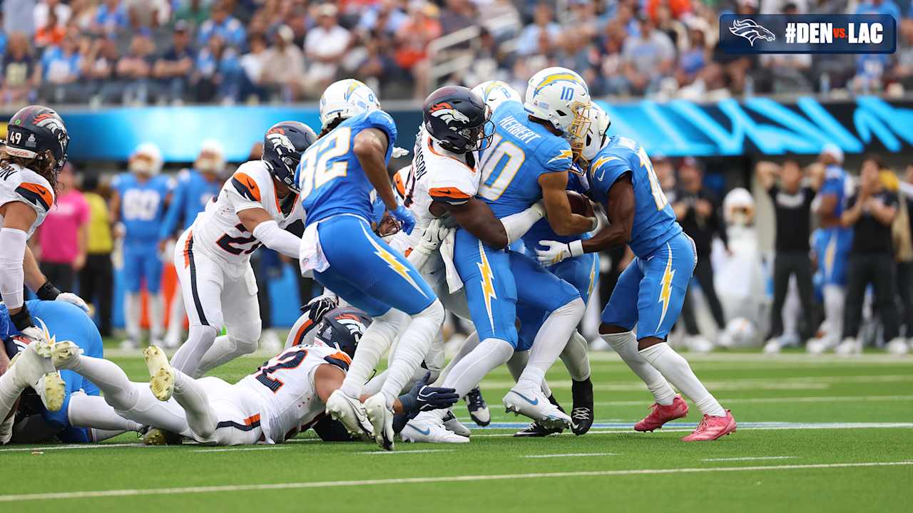 Denver's defense records critical fourth-down stop | Broncos at Chargers
