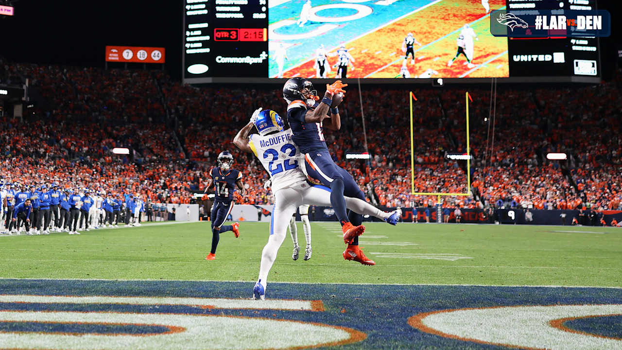 QB Bo Nix converts game-tying two-point conversion with pass to WR Pat ...
