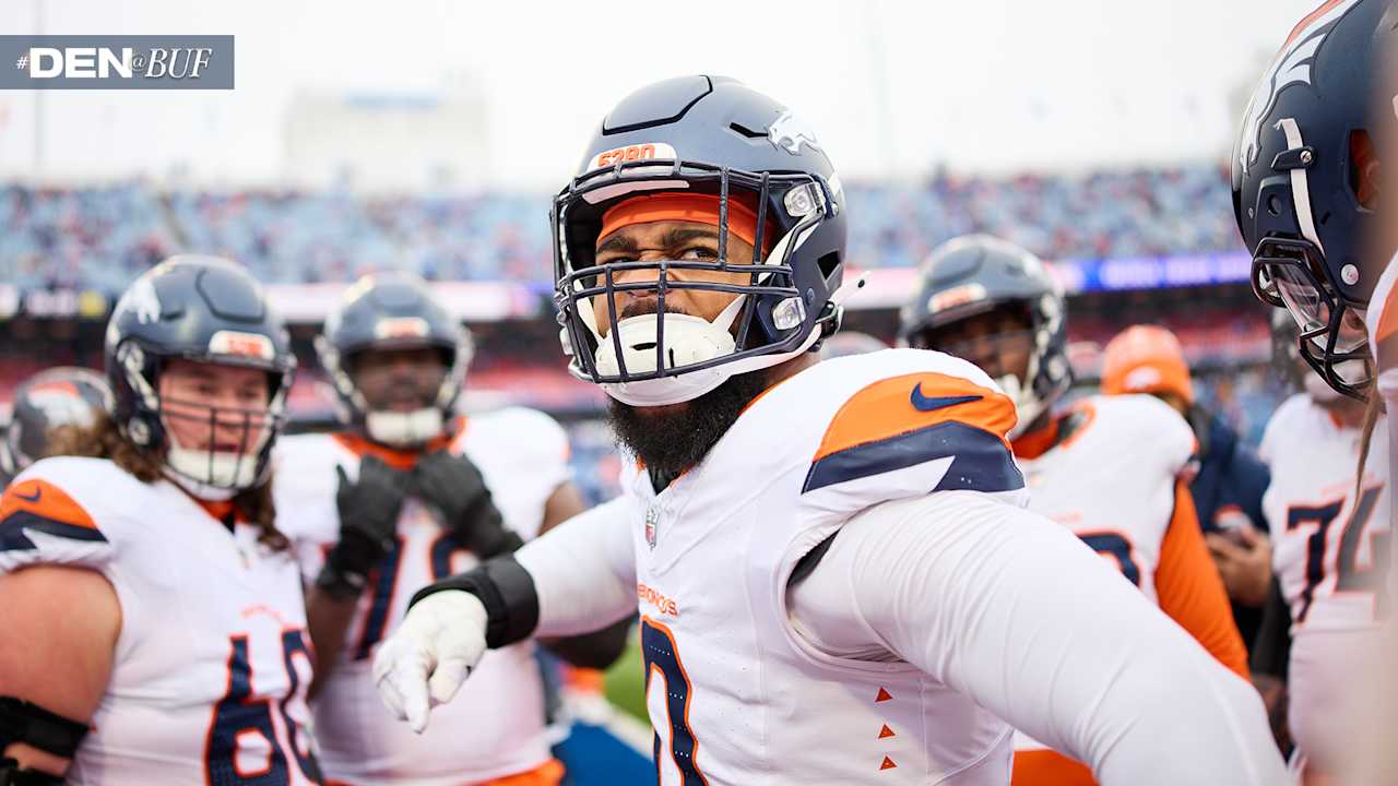 Pregame photos: Broncos arrive and prepare for Wild Card Weekend ...