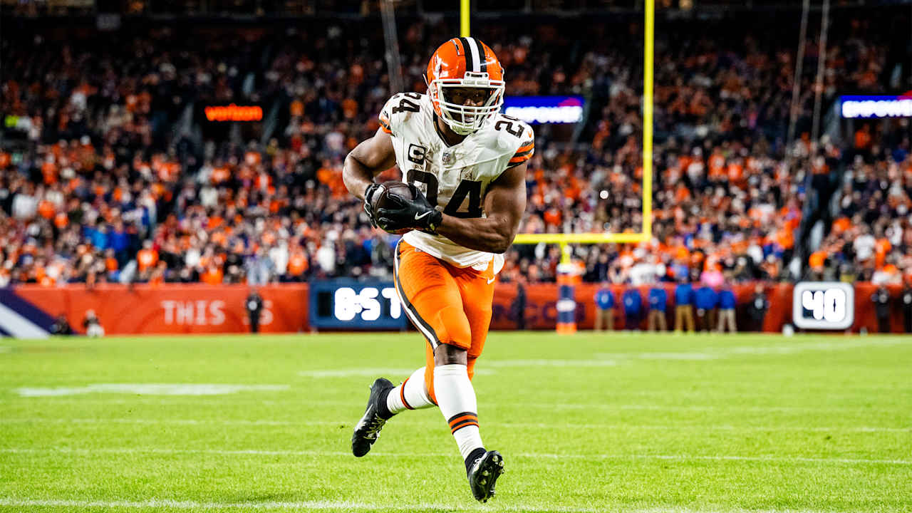 RB Nick Chubb voted Browns 2024 Ed Block Courage Award recipient