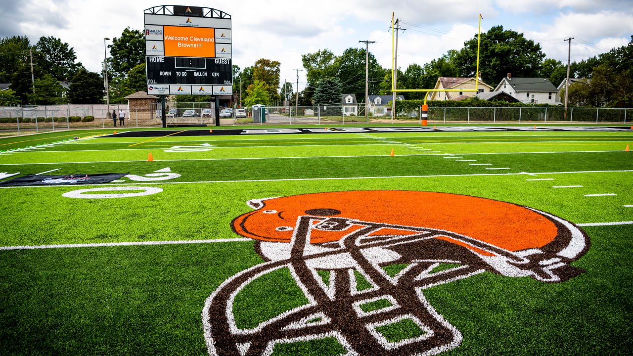 Cleveland Browns make $25,000 donation in support of University Hospitals' AEDin3 initiative - Vimarsana News