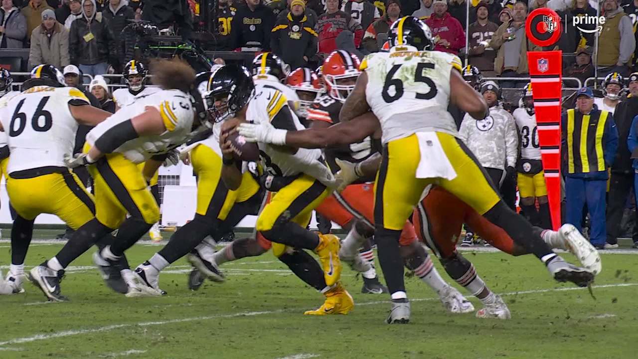 Myles Garrett bends around the outside for a forced fumble strip-sack | Steelers vs. Browns Nov. 21, 2024