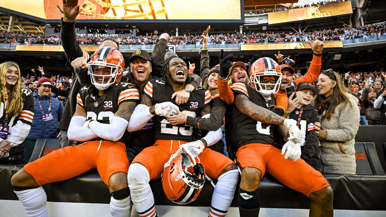Photos: Postgame Celebrations against the Steelers