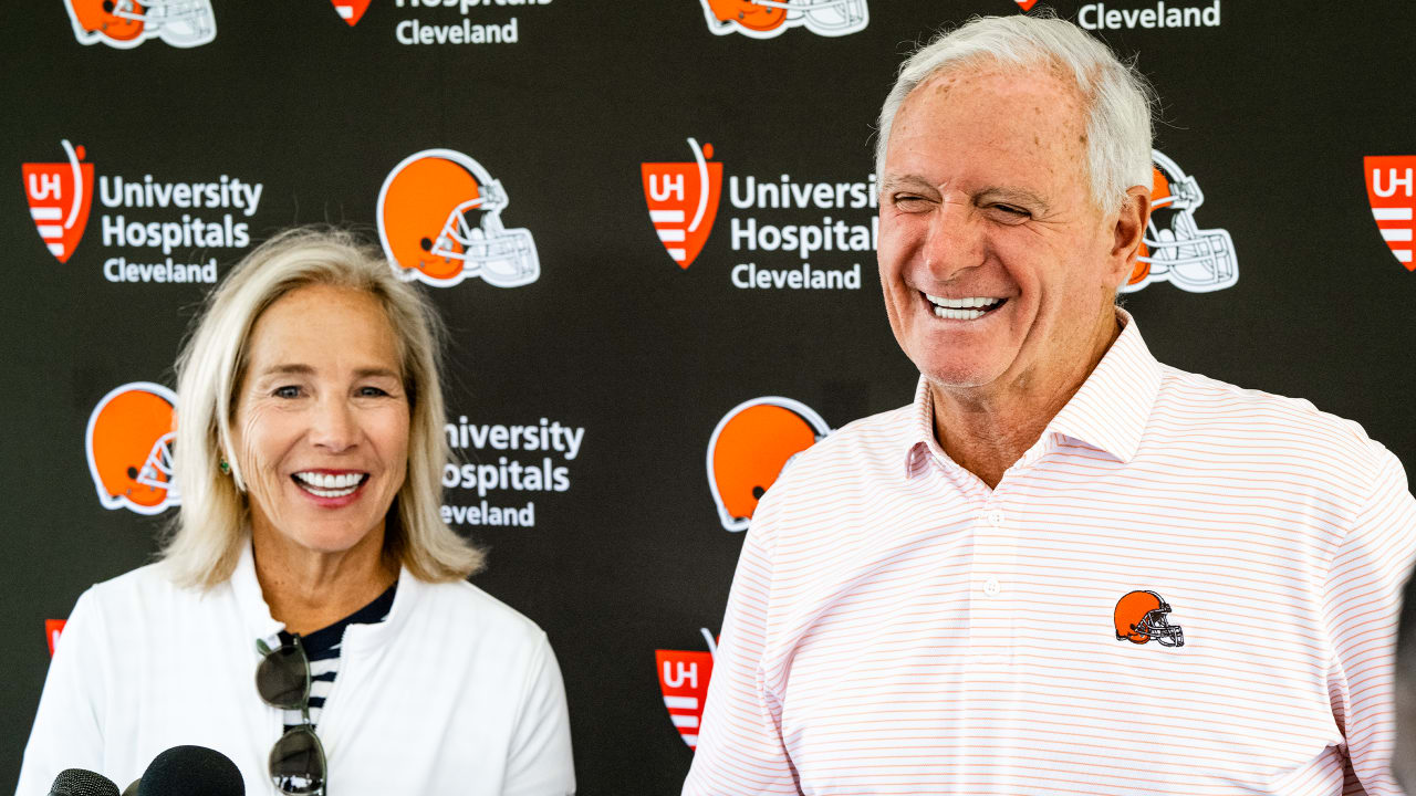 Dee and Jimmy Haslam provide stadium updates, discuss contract extensions  and more