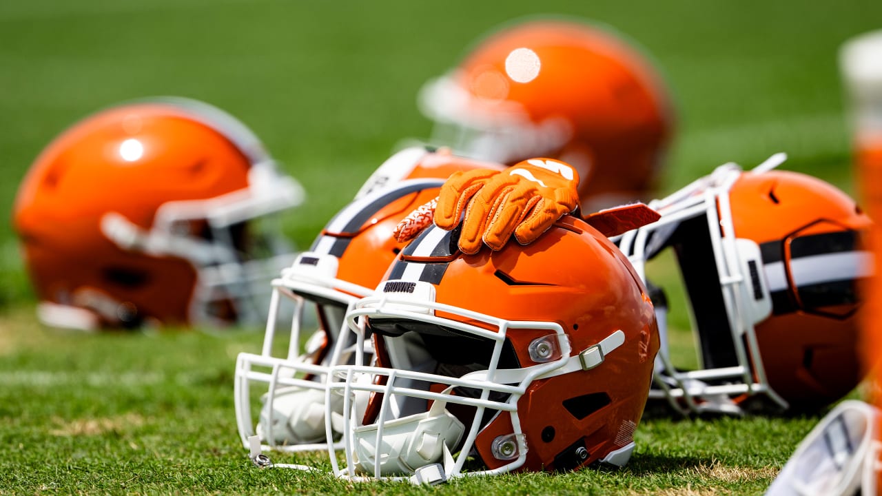 Browns announce new hires and promotions to football staff