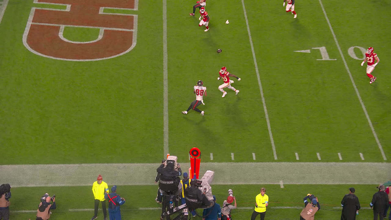 HIGHLIGHT Cade Otton Catches Baker Touchdown Pass vs. Chiefs on Monday