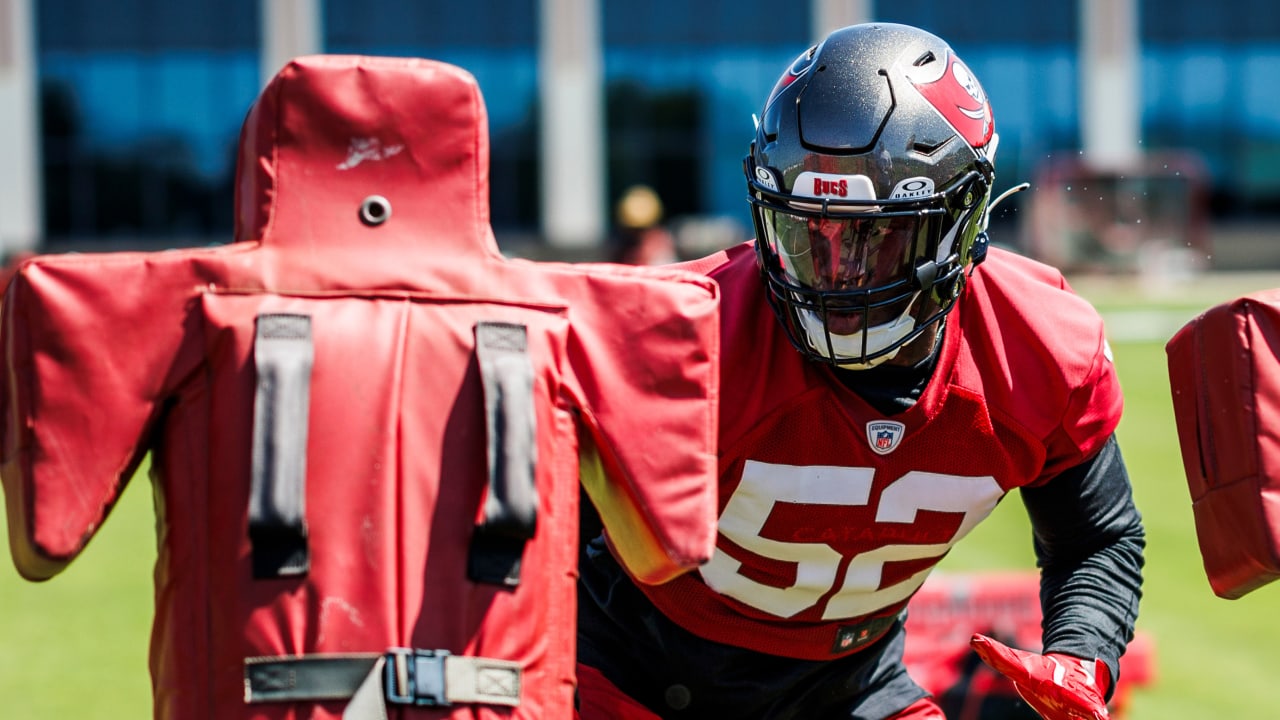 K.J. Britt Has Ability to Play All Three Downs for Tampa Bay Buccaneers - Vimarsana News