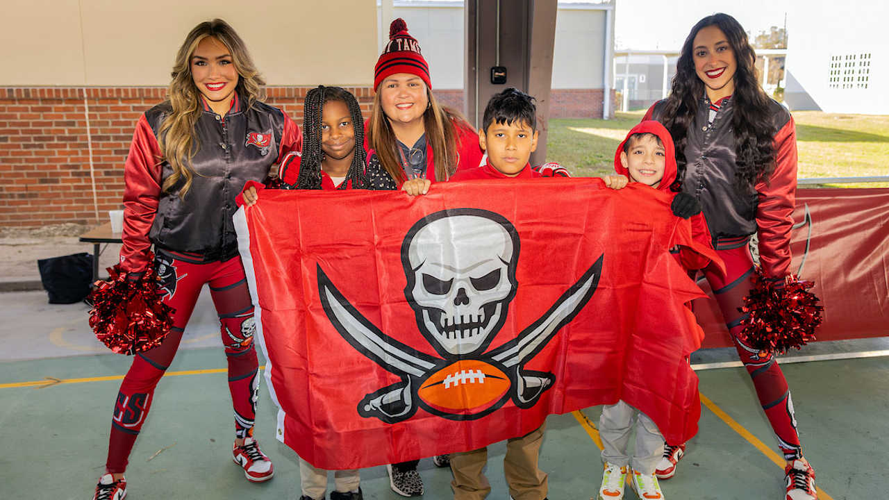 Photos: Raise the Flags Pep Rally | 2024-2025 Wild Card Round