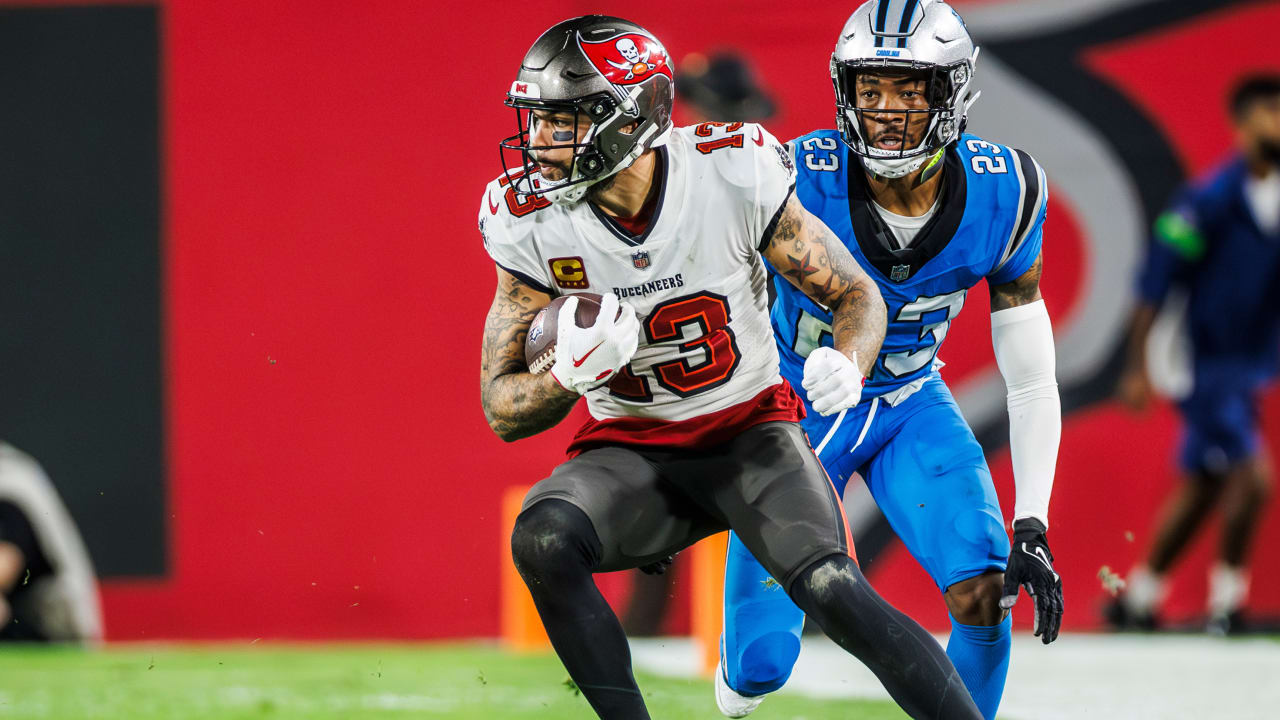 WR Mike Evans Touchdown Vs. Panthers, Hustles Down Field | Highlight