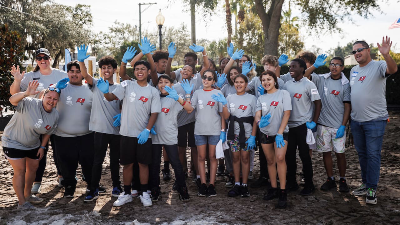 Photos of Youth Leadership Program & Habitat for Humanity Session 2